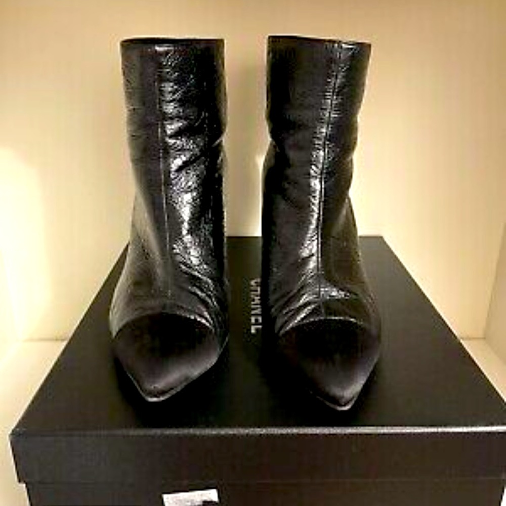 CHANEL Crumpled Calfskin Satin Cap Toe Short Ankle Boots 42